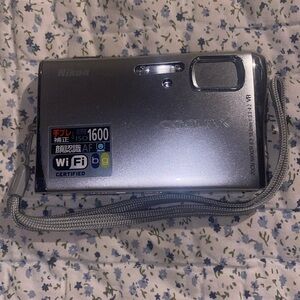 Coolpix Nikon Camera S50c